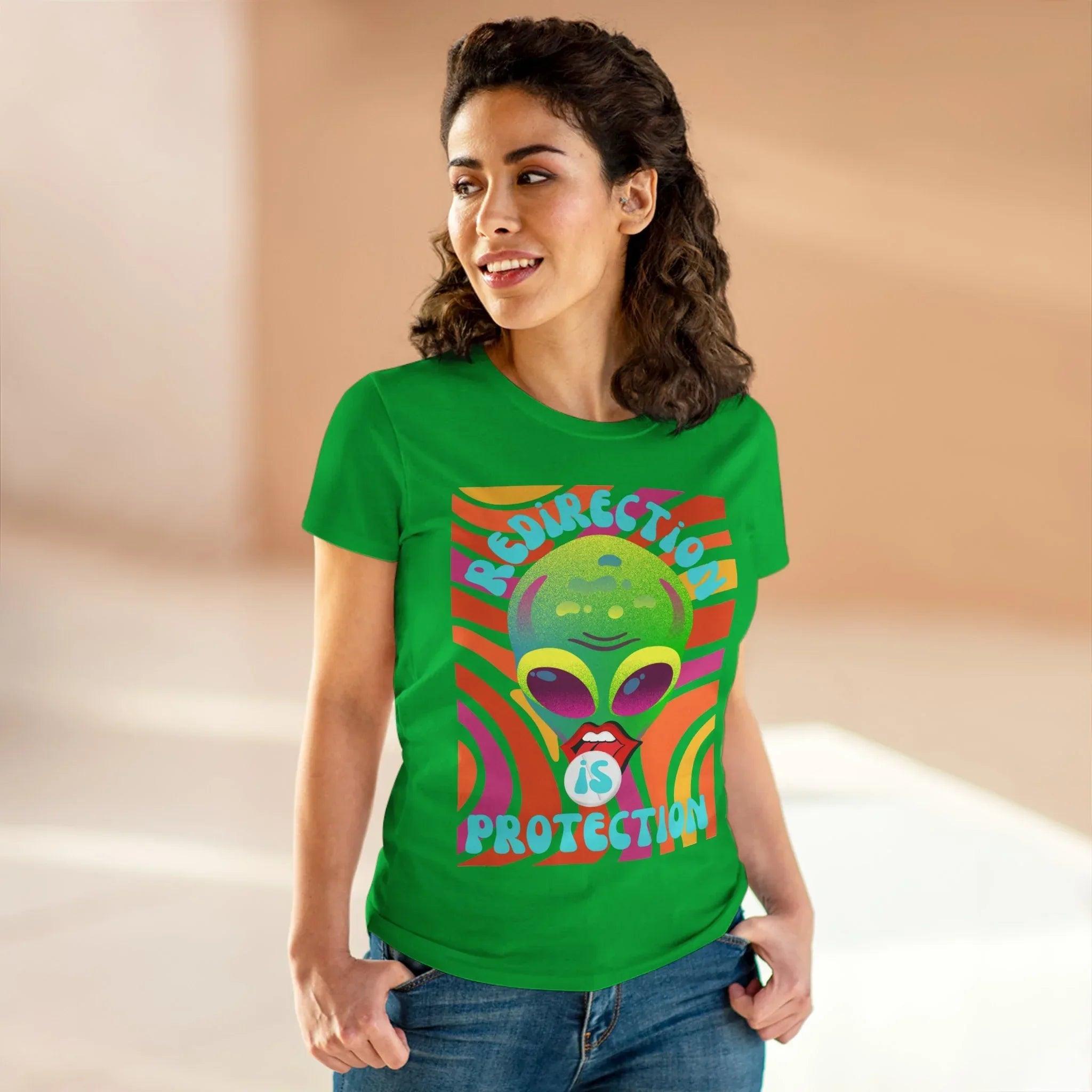 Retro Alien Women&