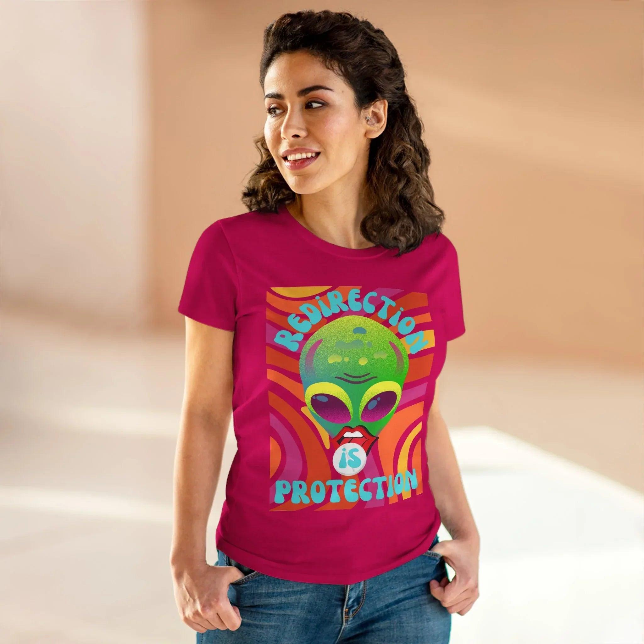 Retro Alien Women&