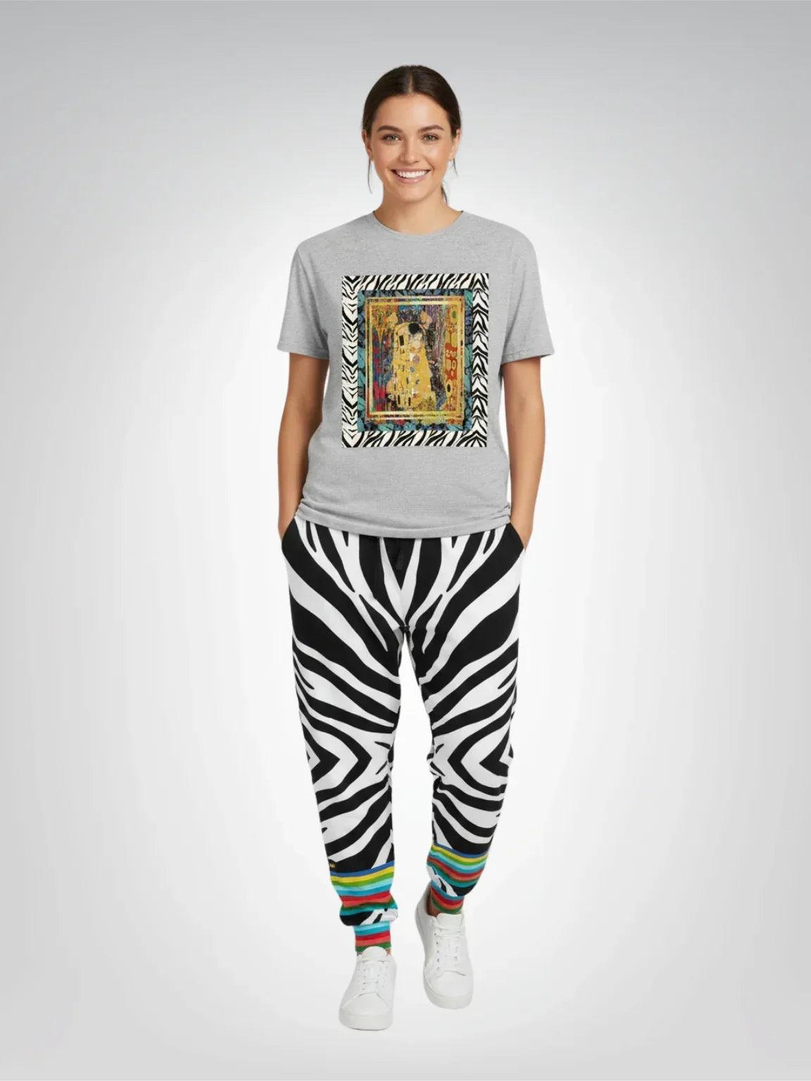 Give Me a Kiss - Klimt - Great Artists - Heavyweight Unisex Tee
