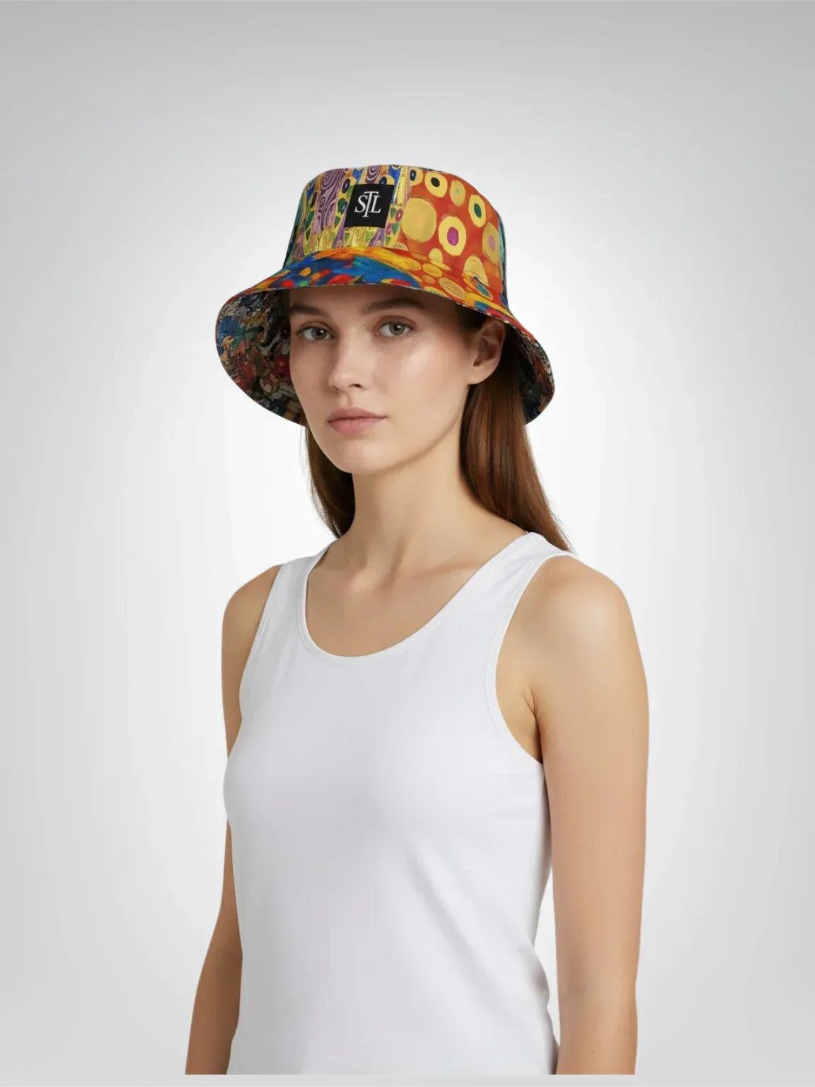 Give Me a Kiss - Klimt - Reversible Bucket Hat