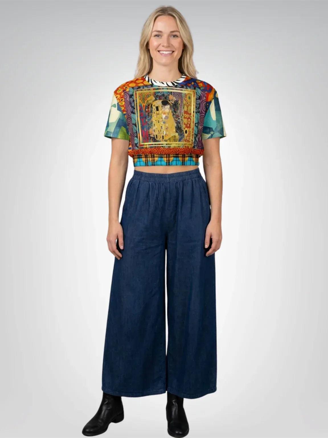 Give Me a Kiss - Klimt - Art Deco Print Eco-Poly Short Sleeve Cropped Pullover