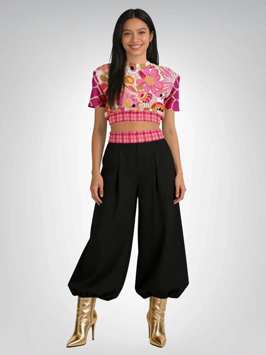 Hibiscus in the Desert Bloom Floral Stripe Eco-Poly Short Sleeve Cropped Pullover