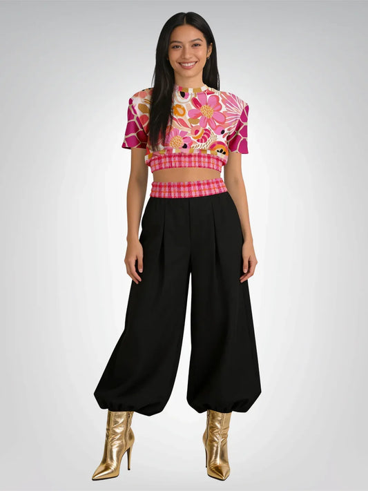 Hibiscus in the Desert Bloom Floral Stripe Eco-Poly Short Sleeve Cropped Pullover