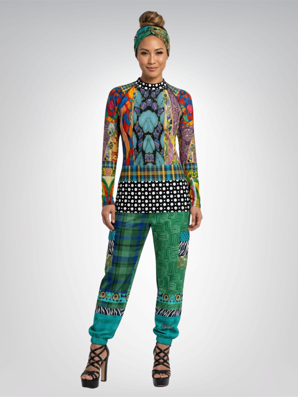 Klimt in Effervescent Collage Women&