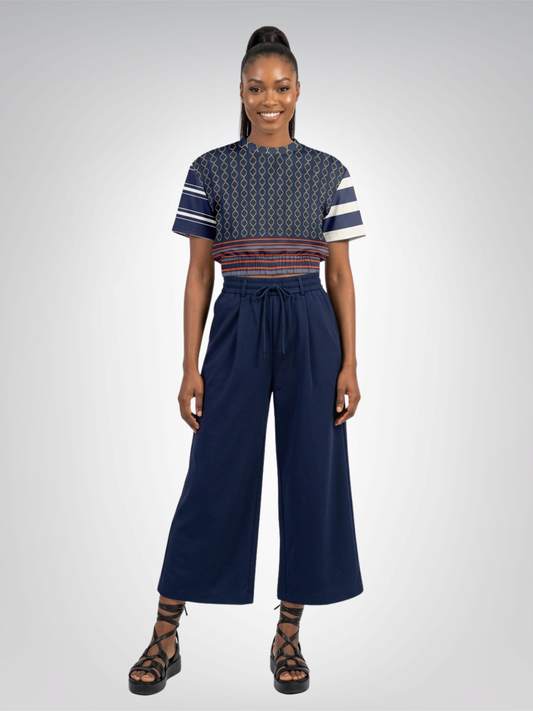 Sail Away in Golden Trefoil Eco-Poly Short Sleeve Cropped Pullover