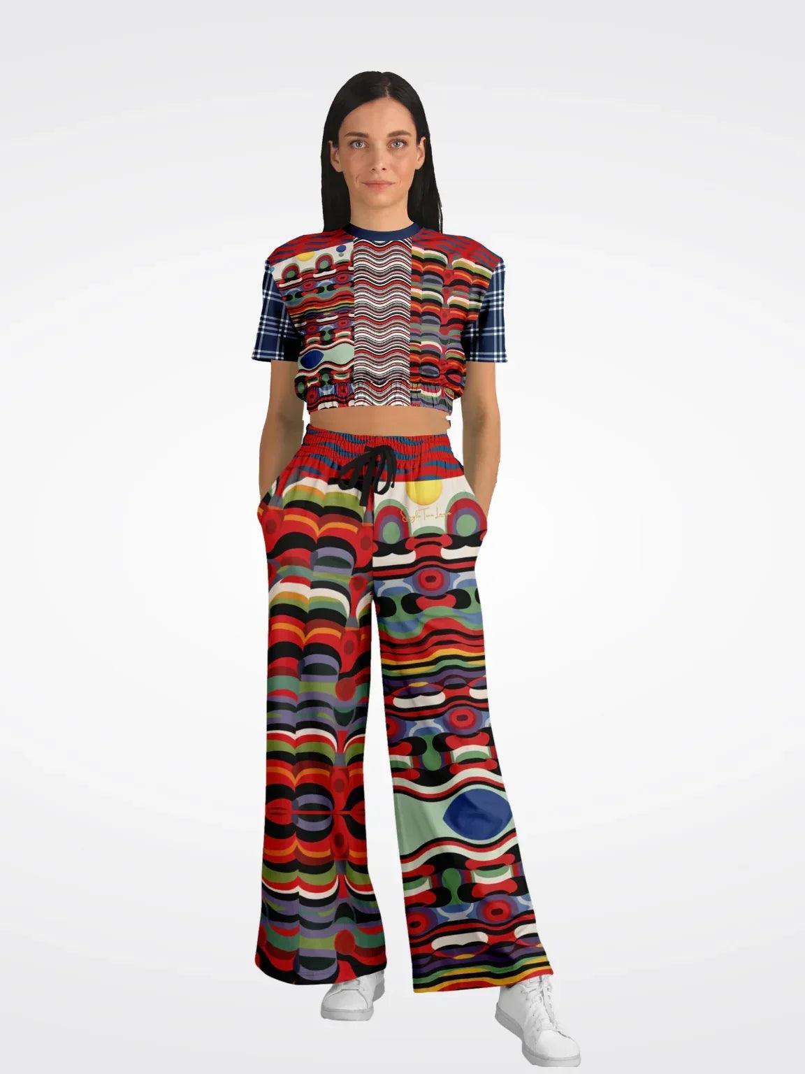 Sunset in Cassis Abstract Rainbow Stripe Eco-Poly Short Sleeve Cropped Pullover
