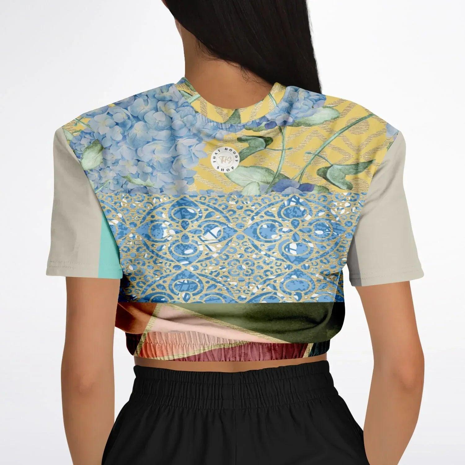Calico Esplanade Eco-Poly Short Sleeve Cropped Pullover