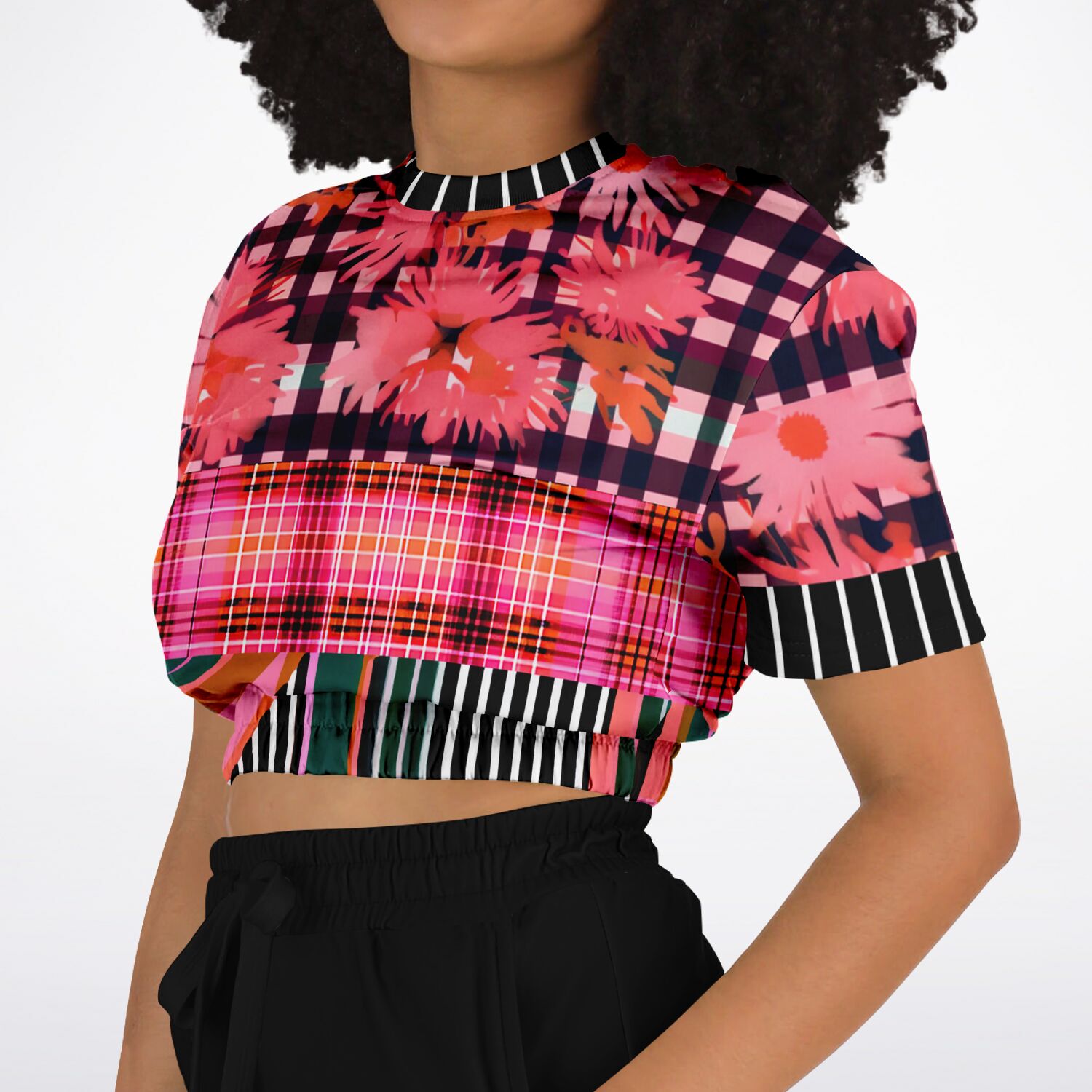 Pink Chrysanthemum Plaid Floral Eco-Poly Short Sleeve Cropped Pullover