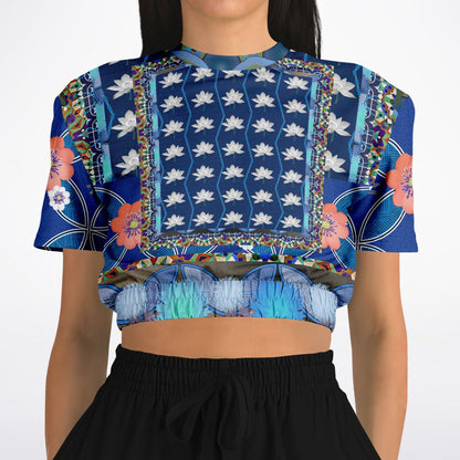 Dahlia Lama Lotus Flower Print Eco-Poly Short Sleeve Cropped Pullover
