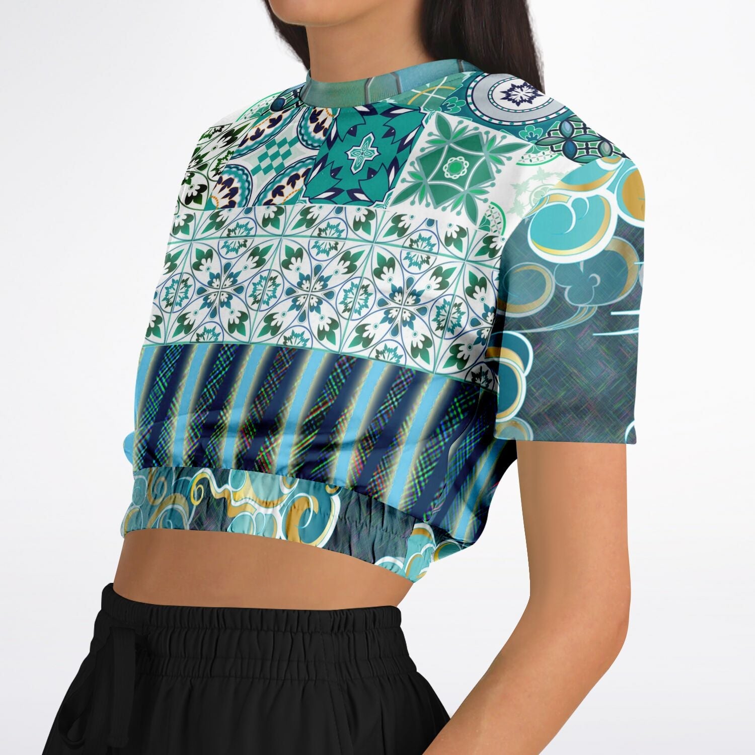 Green Meknes Mosaic Tile Eco-Poly Short Sleeve Cropped Pullover