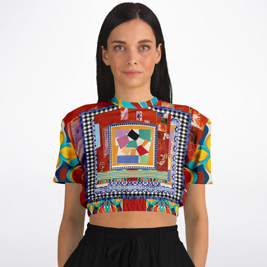 Decorative Figure in Ornamental Tavira Eco-Poly Short Sleeve Cropped Pullover