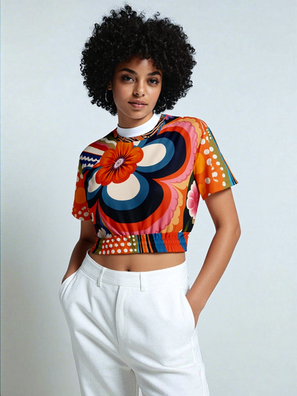 Down Memory Lane Groovy 70s Print Eco-Poly Short Sleeve Cropped Pullover