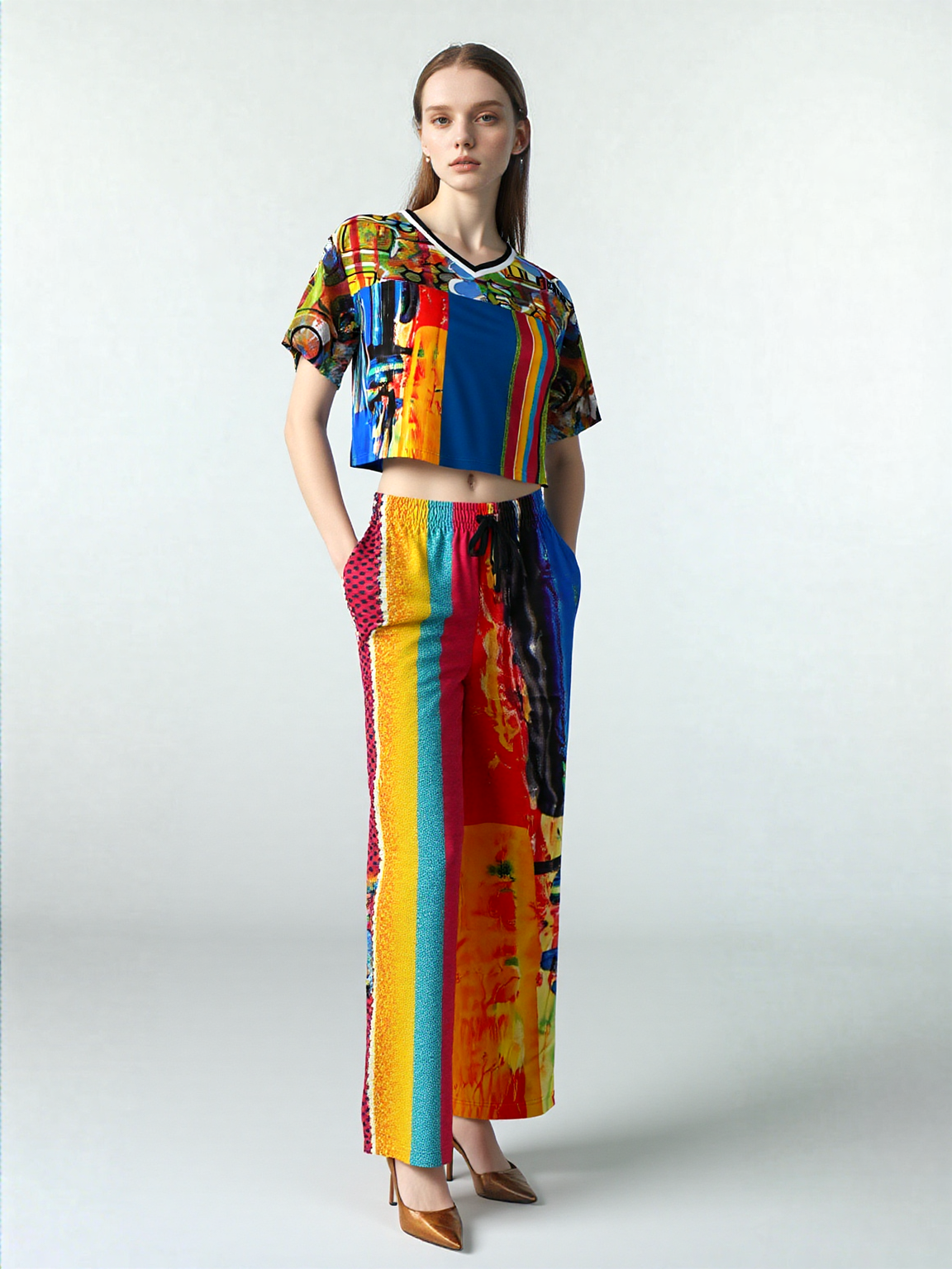 Esplanade Abstract Striped Eco-Poly V-Neck Crop Jersey