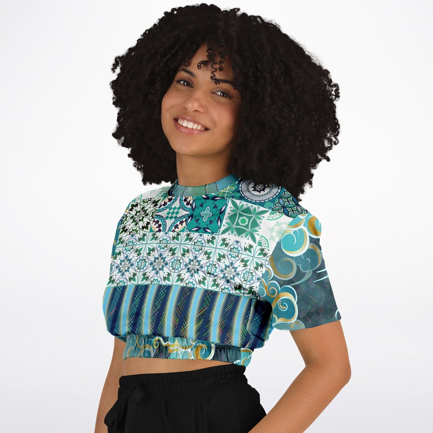 Green Meknes Mosaic Tile Eco-Poly Short Sleeve Cropped Pullover