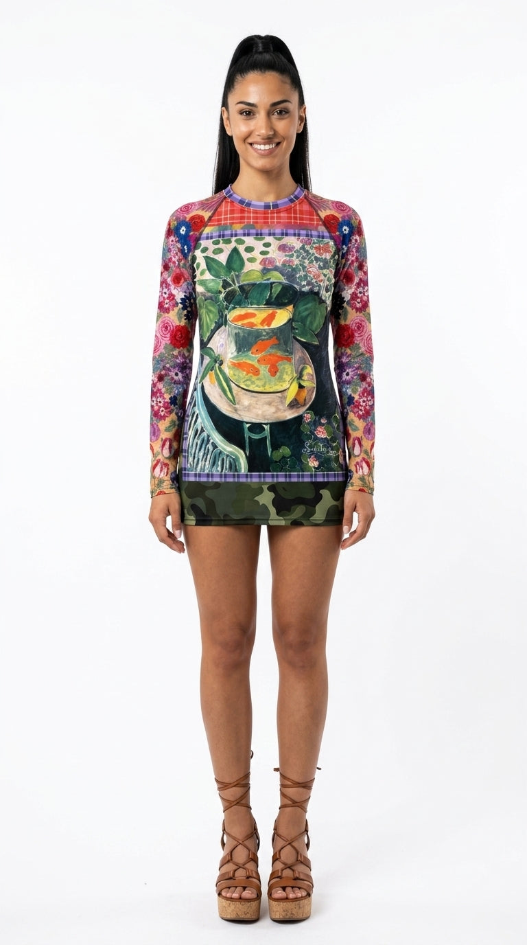Gold Fish in Garden Splendor Women&