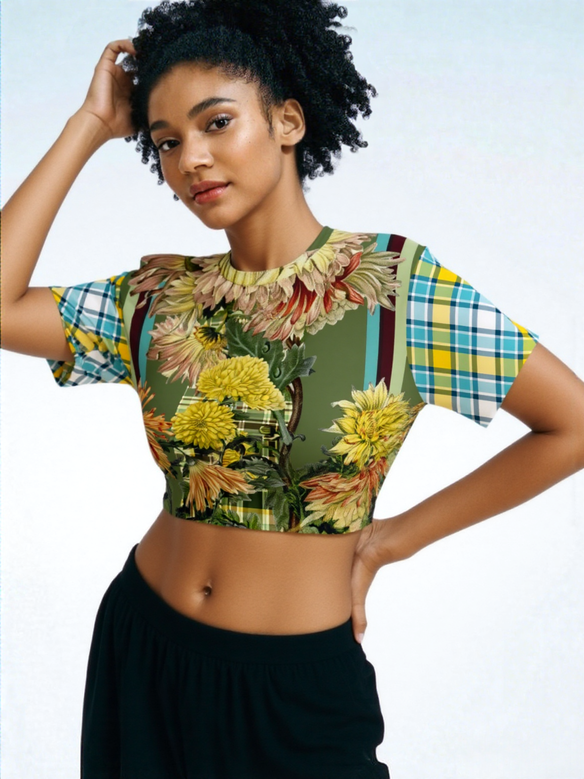 Green Caravan Plaid Eco-Poly Short Sleeve Cropped Pullover