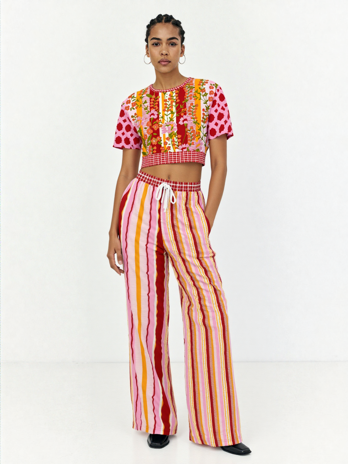 My Dream in Red Stripe Floral Eco-Poly Short Sleeve Cropped Pullover