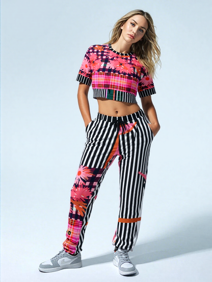 Pink Chrysanthemum Plaid Floral Eco-Poly Short Sleeve Cropped Pullover