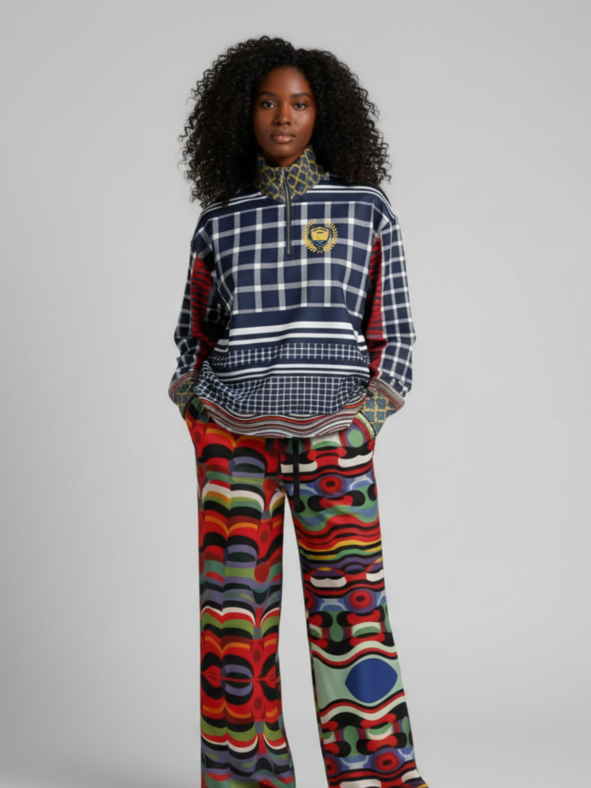 Sunset in Cassis Abstract Rainbow Stripe Eco-Poly Short Sleeve Cropped Pullover