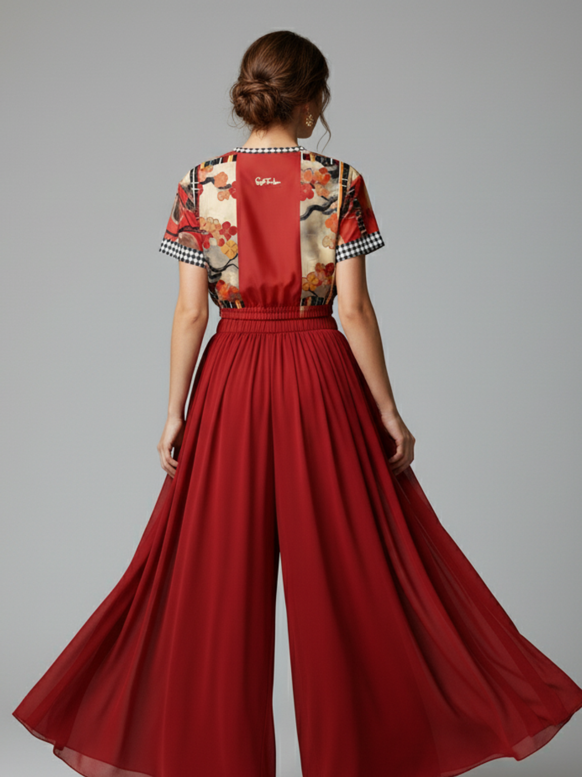 Springtime in Asia in Floral Stripes Eco-Poly Short Sleeve Cropped Pullover