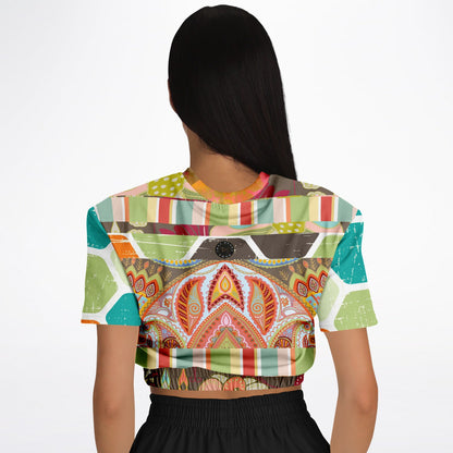 Wyatt Earth Retro 70s Paisley Print Eco-Poly Short Sleeve Cropped Pullover